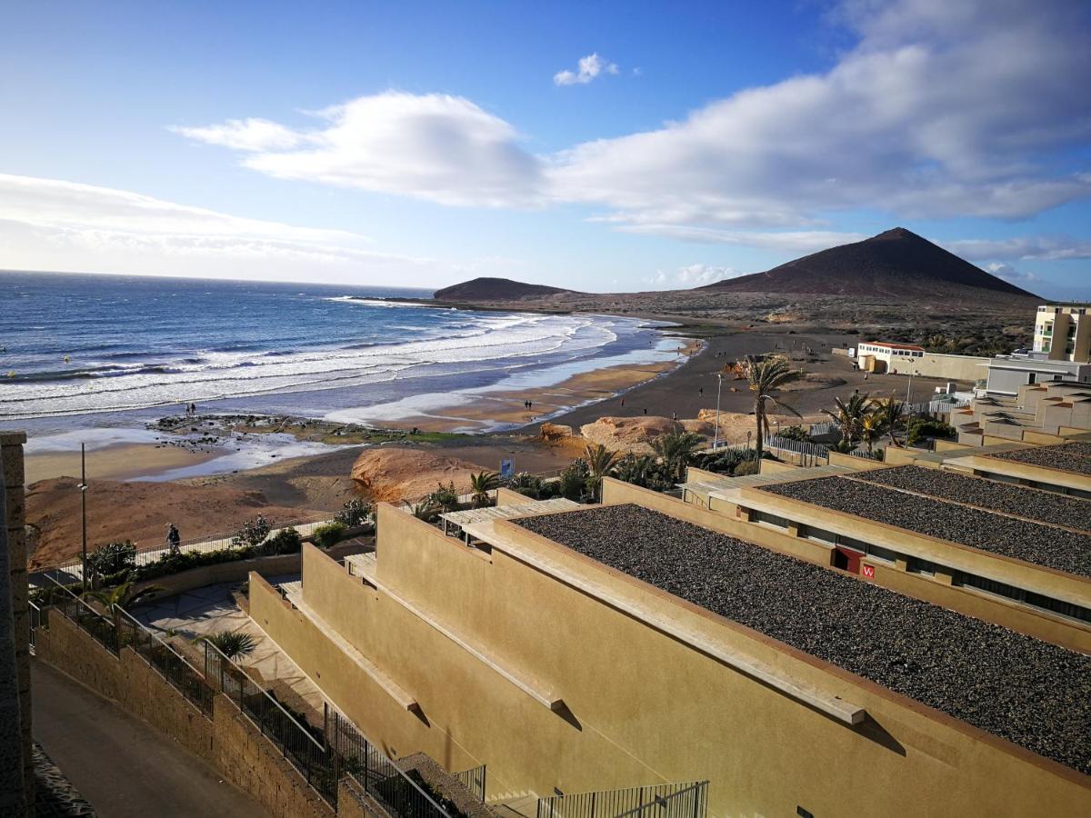 Alquilaencanarias Duplex Playa Del Medano Exterior photo
